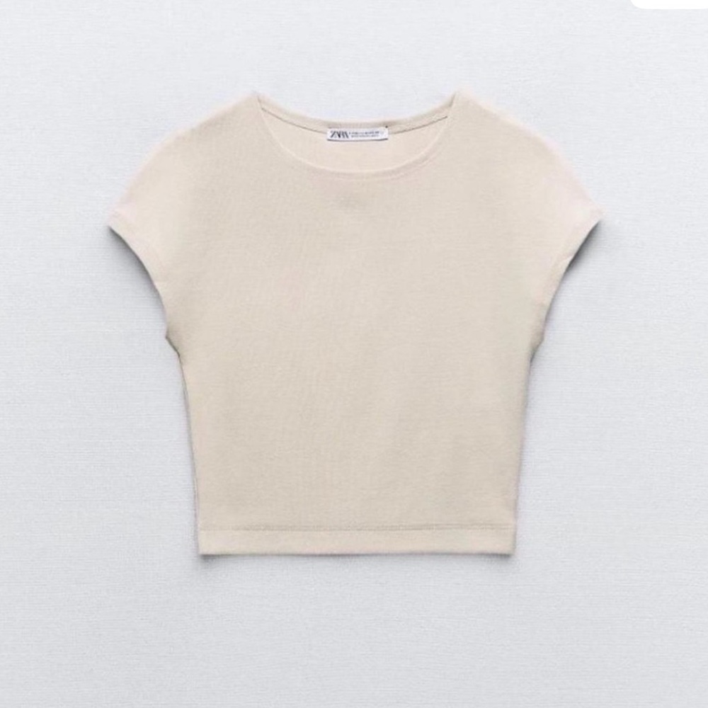 Zara Women's Elegant Cream Crop Top